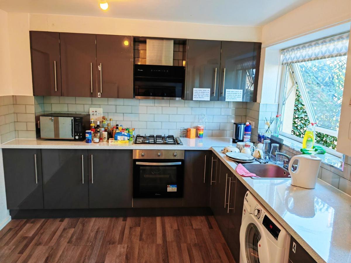 Holiday Home Manchester Bagian luar foto